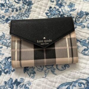 Kate Spade Black and Cream Wallets with Signature Design